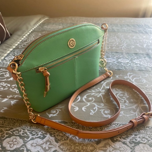 Anne Klein Handbags - ANNE KLEIN CROSSBODY STRAP HANDBAG